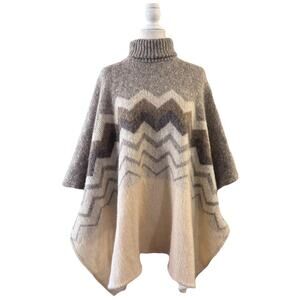 Vintage 70s Hilda Ltd Icelandic Wool Poncho Cowl Neck Oversized B One Size